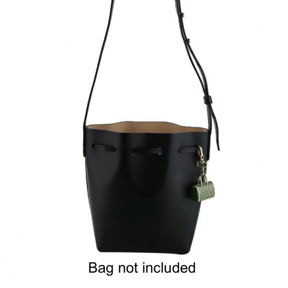 CH Carolina Herrera Green Andy Bag Keychain / handbags accessories /Charms - Picture 5 of 7